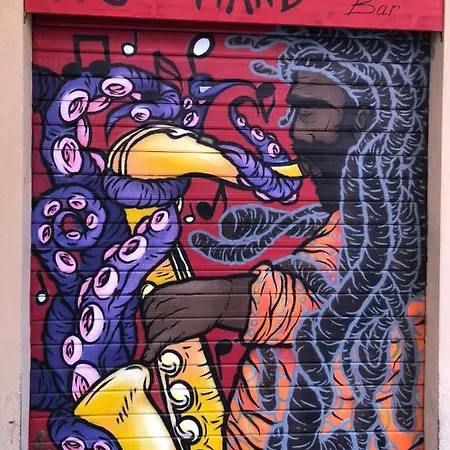 Via Del Pratello 61 بيت ضيافة بولونيا