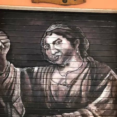 Via Del Pratello 61 بيت ضيافة *
